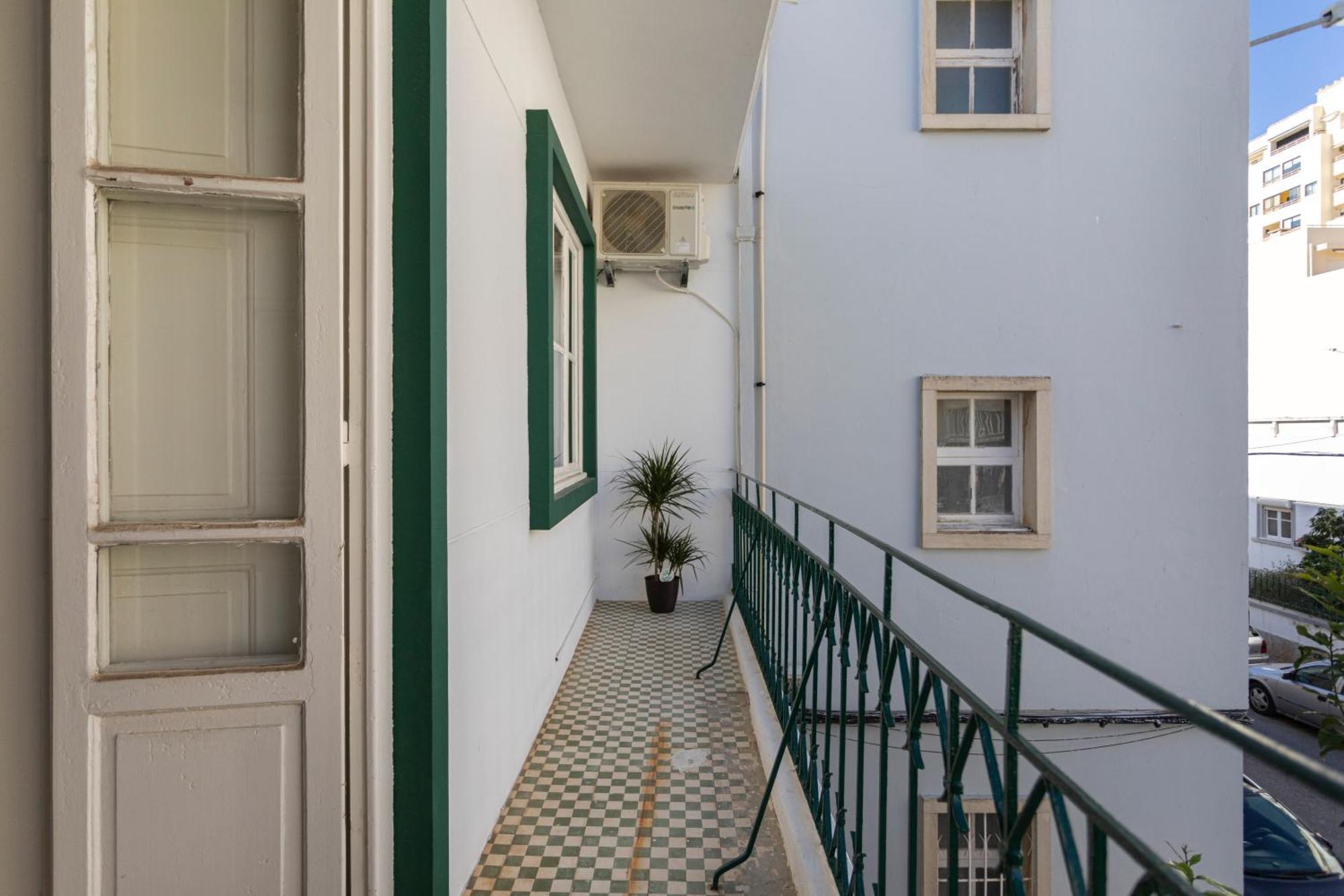 Lemon Hostel Faro Exterior photo